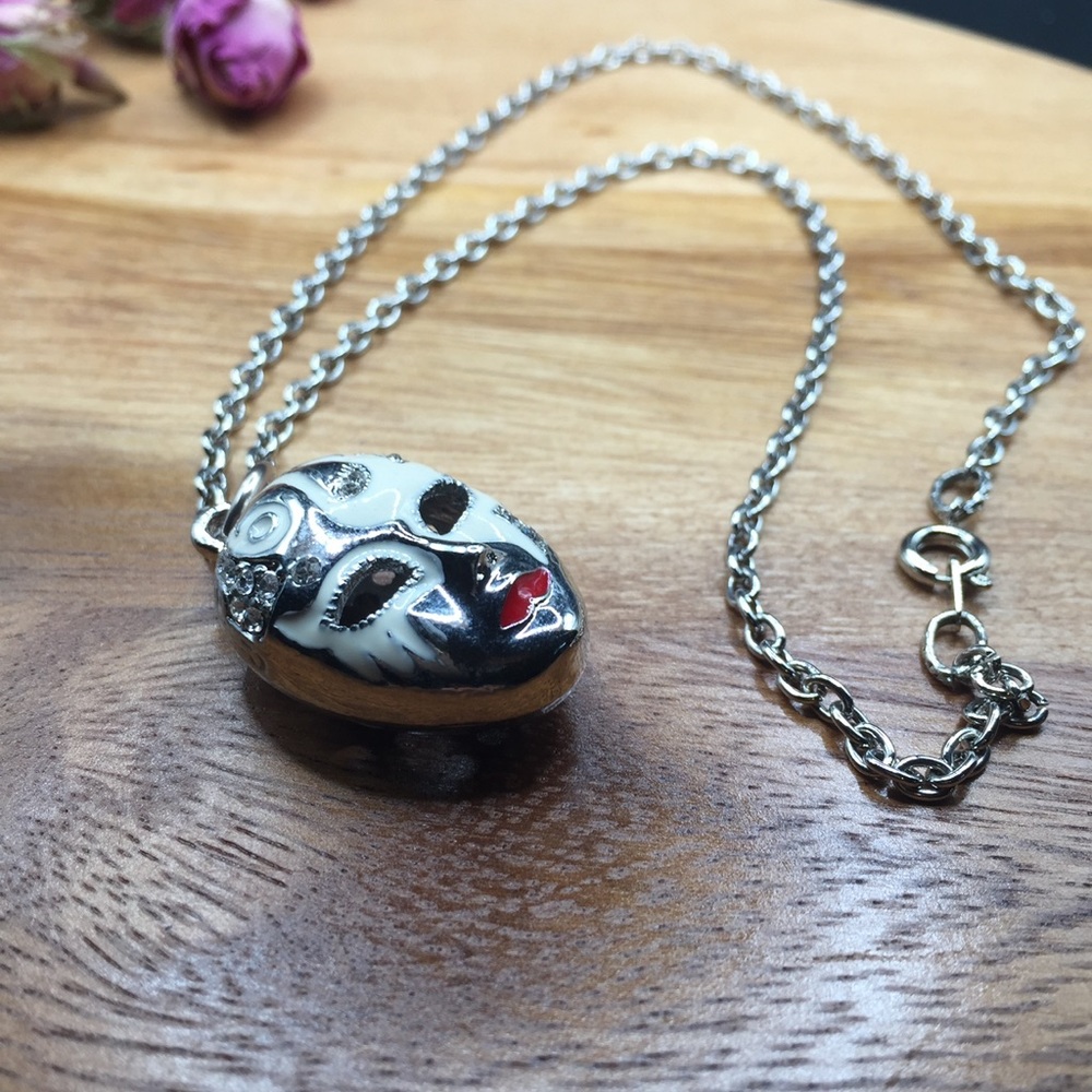 Necklace (new)